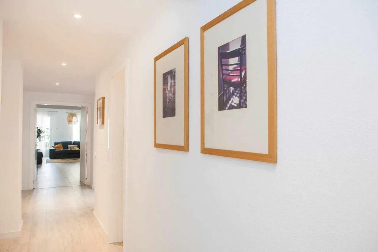 Isg Apartments Alhondiga Piso Nuevo Piscina Casco Antiguo8P Sevilla 0*,  Spanien