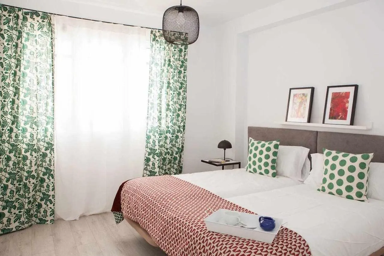Isg Apartments Alhondiga Piso Nuevo Piscina Casco Antiguo8P Sevilla Spanien